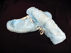 DUKAL SHOE COVERS