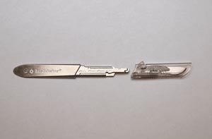 ASPEN BARD-PARKER® PROTECTED BLADE SYSTEM